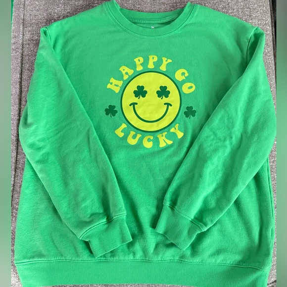 ☘️St. Patrick’s Day Sweatshirt☘️ - Picture 1 of 2